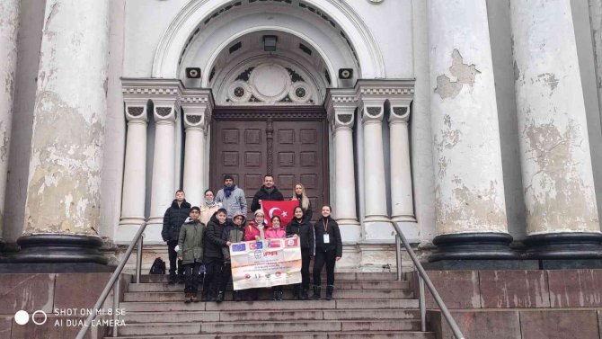 Gediz Altınkent Ortaokulu’nun Erasmus Ekibi Litvanya’dan Döndü