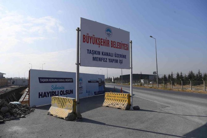 Başkan Büyükkılıç’tan 4 Şeritli Yol Ve Menfez Çalışmaları Denetimi
