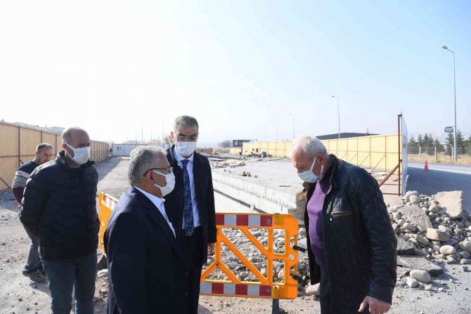 Başkan Büyükkılıç’tan 4 Şeritli Yol Ve Menfez Çalışmaları Denetimi