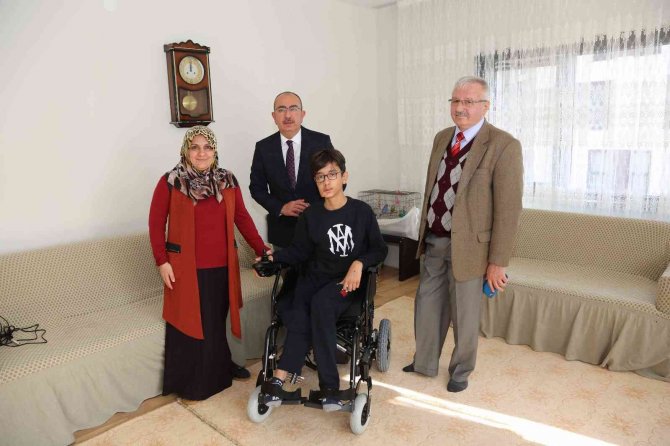 Meram’da Engelliler İçin Akü Şarj İstasyonları Kuruldu