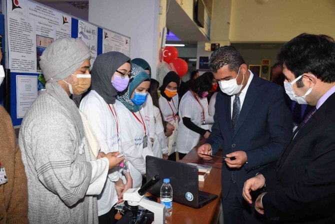 Ahmet Yesevi İ̇mam Hatip Lisesi Tübi̇tak Bilim Fuarı Açıldı