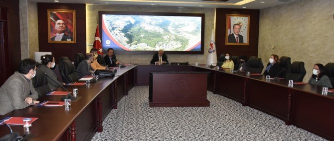 Rektör Ünal: “Uzaktan Eğitim Platformu Dinamik Olmalı”