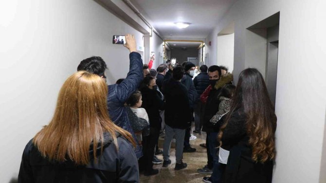 40 Dairelik Lüks Apartmanda ’Vana’ Krizi