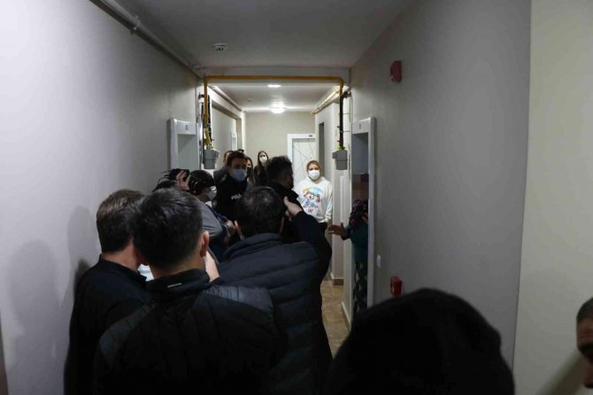 40 Dairelik Lüks Apartmanda ’Vana’ Krizi
