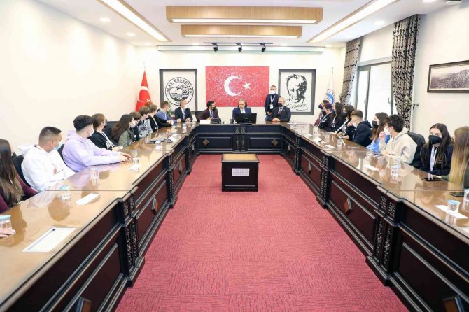 Yalçın: “Ekoloji, Dünyanın En Önemli Konusu”