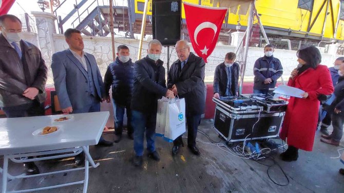 Müsilaj Mağduru Balıkçılara Ağ Dağıtıldı