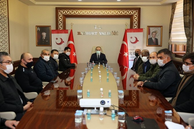 Vali Cüneyt Epcim Göçmenlerin Sorunlarını Dinledi