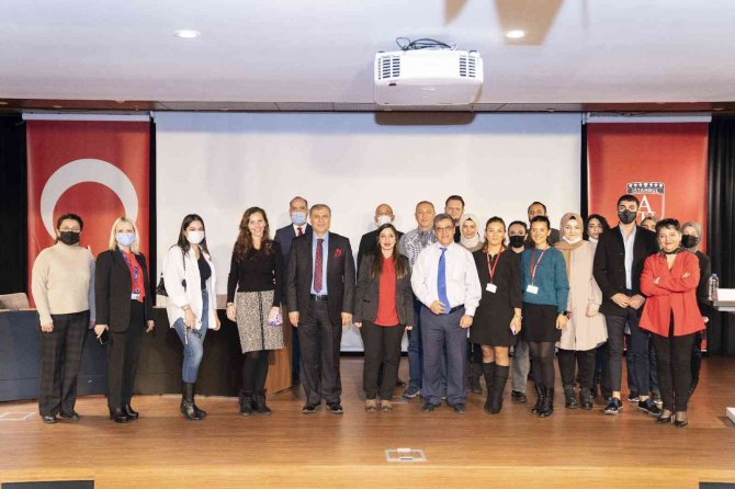 Aıds Artık Ölümcül Değil Kronik Bir Hastalık