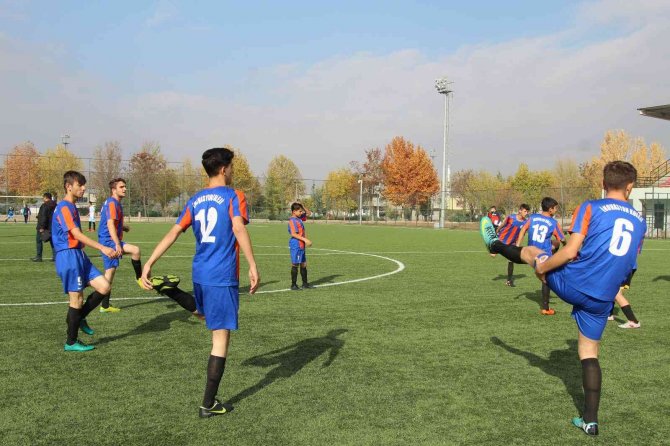 Okul Sporları Faaliyet Programında 26 Branş, 250 Kategori Ve 10 Bin Sporcu Mücadele Edecek