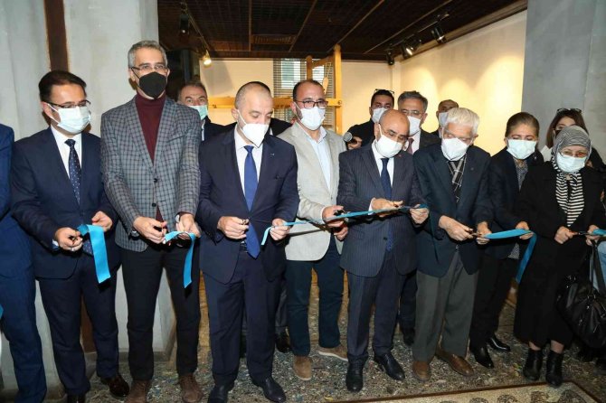 Gaziantep’te İki Farklı Temada Hazırlanan Fotoğraf Sergisinin Açılışını Yaptı