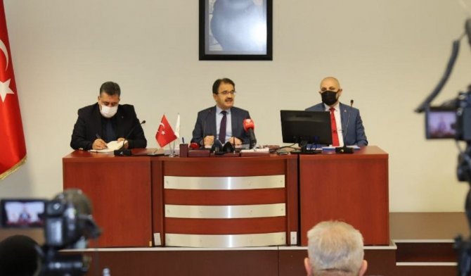 Çankırı Valisi Abdullah Ayaz’dan Aşı Tepkisi: