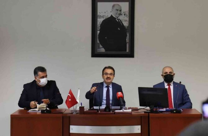 Çankırı Valisi Abdullah Ayaz’dan Aşı Tepkisi: