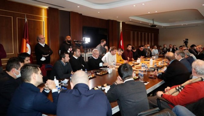 Burak Elmas: "Kerem Aktürkoğlu’nun Sözleşmesini Uzatmak İçin Prensip Anlaşmasına Vardık"