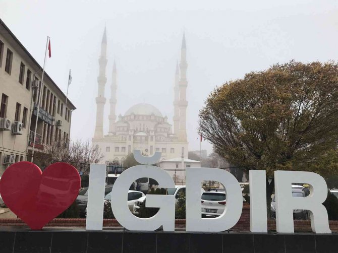 Iğdır’da Sis Etkili Oluyor