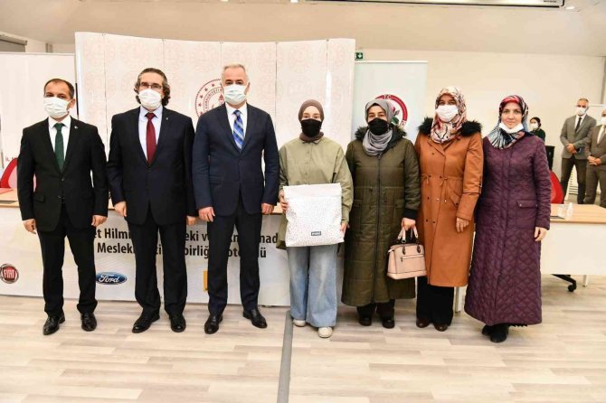 Isparta’da Meslek Lisesi Öğrencilerine Deneyim Fırsatı