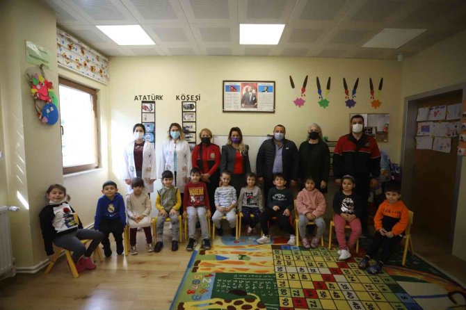 Kartal Belediyesi’nin ‘Afet Bilinçlendirme Eğitimleri’ Devam Ediyor