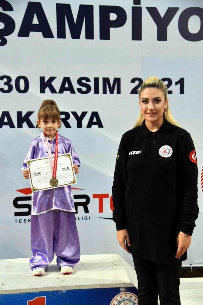 Mira Özaktı, Türkiye Şampiyonu Oldu