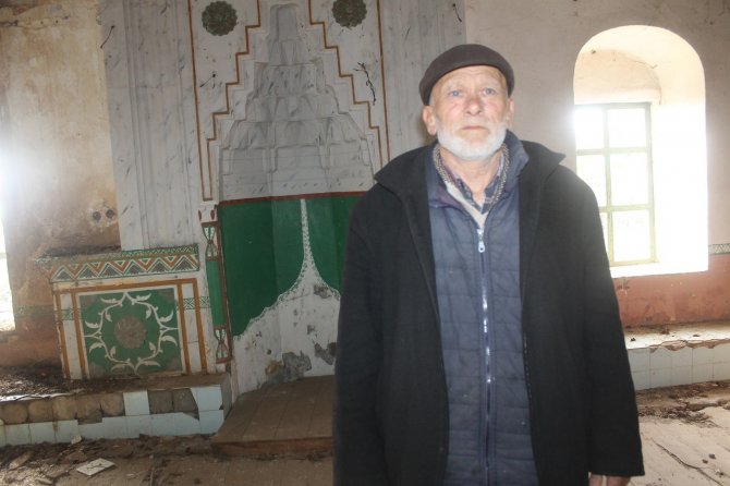 135 Yıllık Cami Ve Minareye Sahip Çıkıyorlar