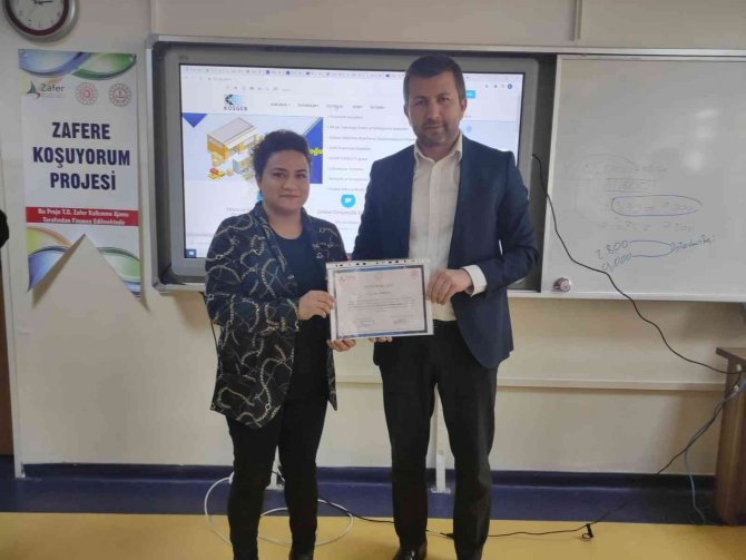 Pazarlar’da "Zafere Koşuyorum" Proje Eğitimi Sona Erdi