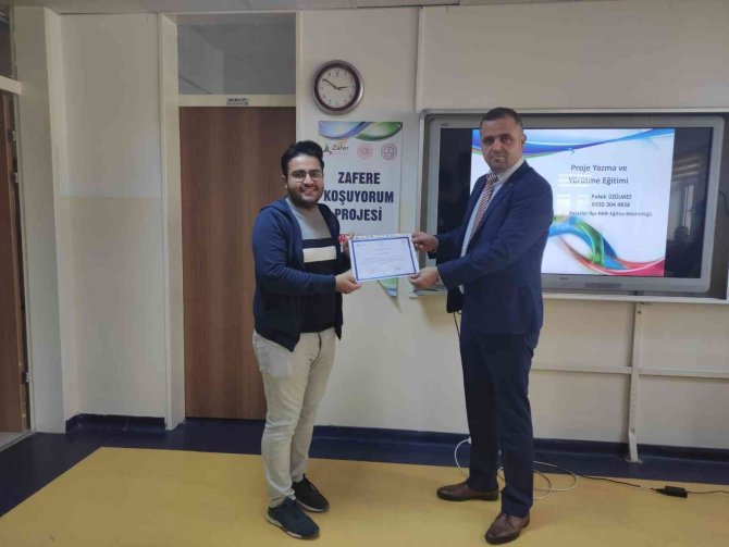 Pazarlar’da "Zafere Koşuyorum" Proje Eğitimi Sona Erdi