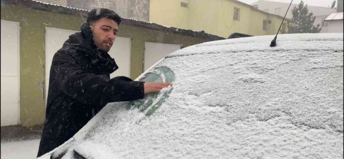 Sarıkamış’a Aralık Kar İle Geldi