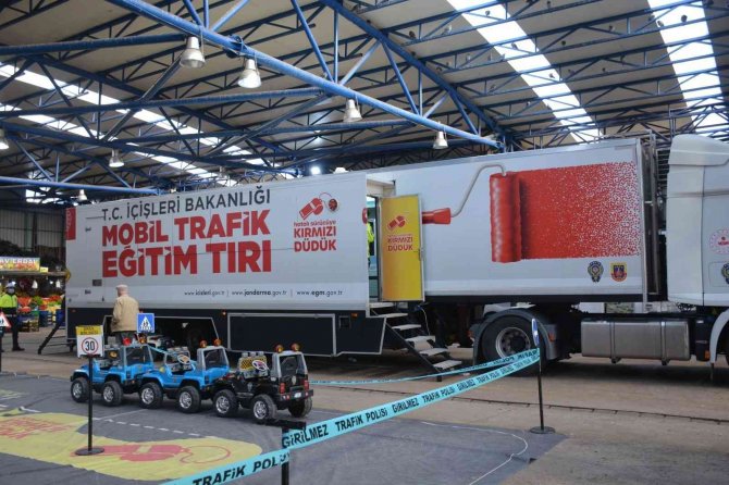 Mobil Eğitim Tırı Sinop’ta