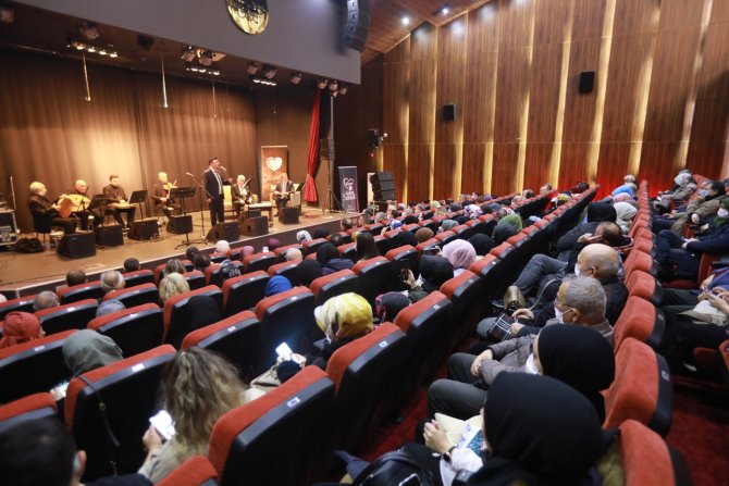 Bestekar Amir Ateş Orhangazi Kültür Merkezi’ndeydi
