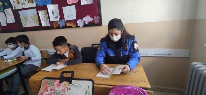 Van Polisinden Eğitime Destek