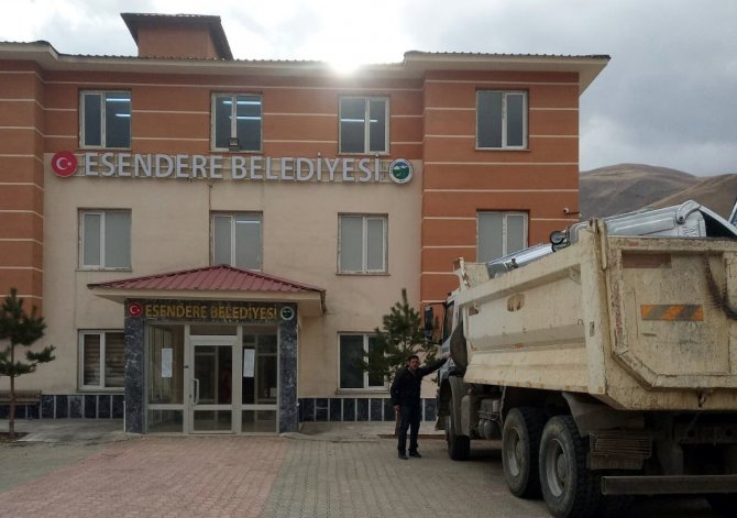 Esendere Belde Belediyesi Hizmetlerine Devam Ediyor