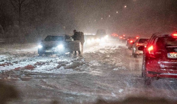 Danimarka’yı Kar Fırtınası Vurdu