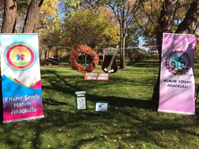 Simitler Bizden Çaylar Sizden