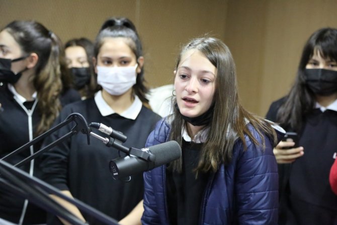 Lise Öğrencilerinden Radyo Angara Tv’ye Ziyaret