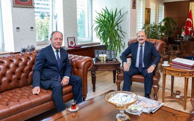Başkan Oprukçu’dan Bakanlara Ziyaret