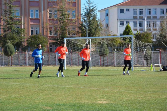 Korkutelispor’da Kepez Maçı Hazırlıkları Devam Ediyor