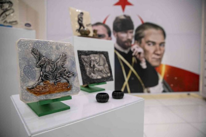 Kurs Öğrencilerinden ‘Engelsiz El Sanatları Sergisi’