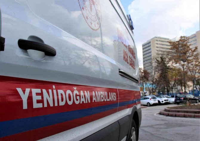 Sağlık Bakanlığının Yenidoğan Ve Obez Ambulansları Her An Göreve Hazır