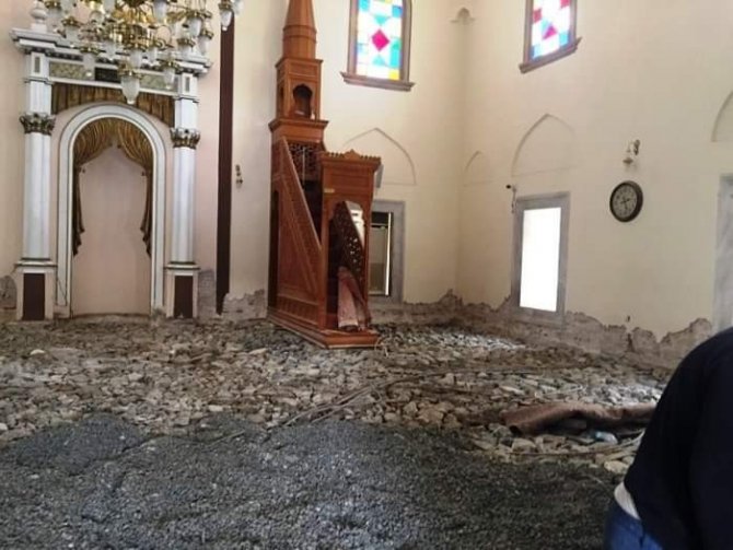 Tarihi Caminin Restorasyon Çalışmaları Başladı
