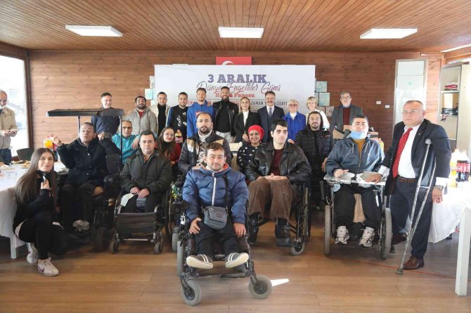 Başkan Deveci: “Engelleri Dayanışmayla Aşabiliriz”