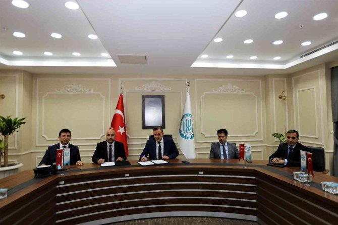 Beü İle Gençlik Ve Spor Müdürlüğü Arasında Protokol İmzalandı
