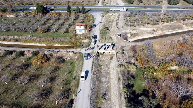 Buharkent’te Sulama Suyu Sorunu Çözülüyor