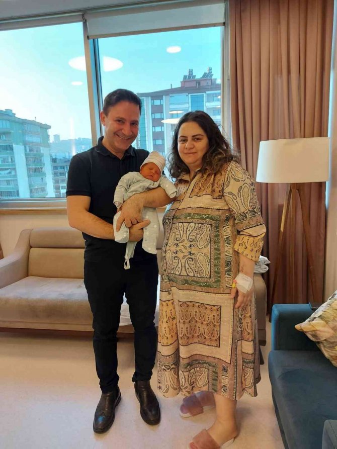 Yurt Dışından Gelen Gebe Covid Hastası Samsun’da Tedavi Oldu