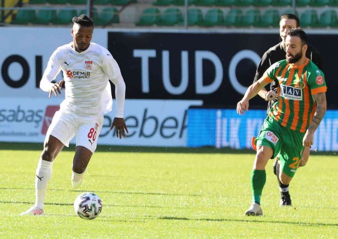 Sivasspor, Alanyaspor’u Deplasmanda Yenemiyor