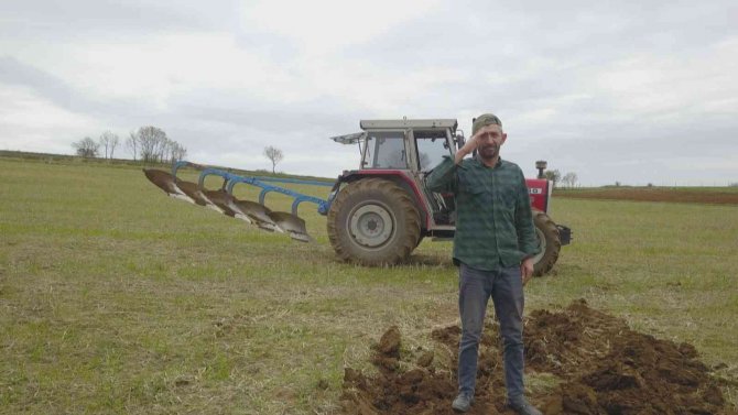 Türk Bayrağı Aşkı Engel Tanımadı