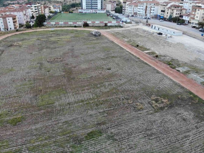 Edebali Stadı’nda İnşaat Çalışmaları Başladı