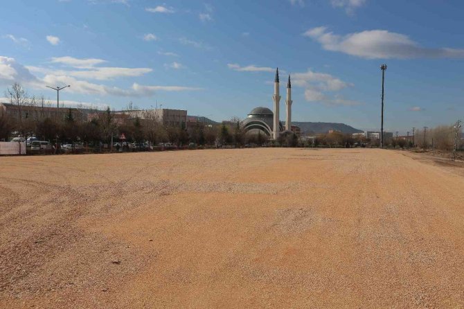 Esogü Hastanesi’ne Yeni Otopark