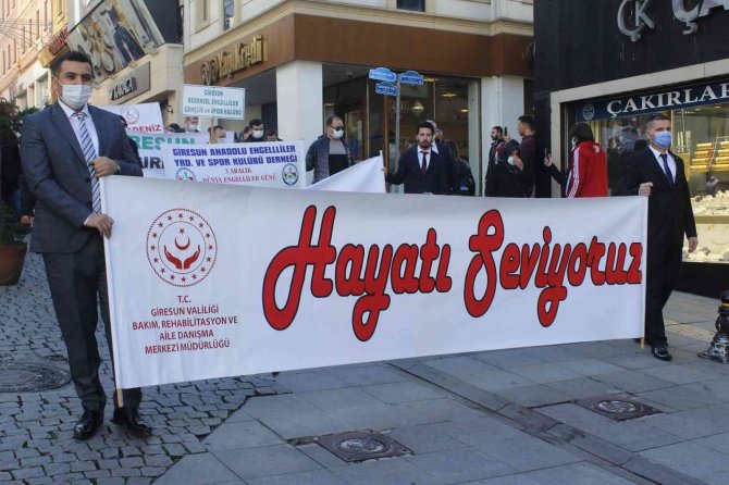 Giresun’da Engelliler Gününde 94 Tekerlekli Sandalye Hediye Edildi