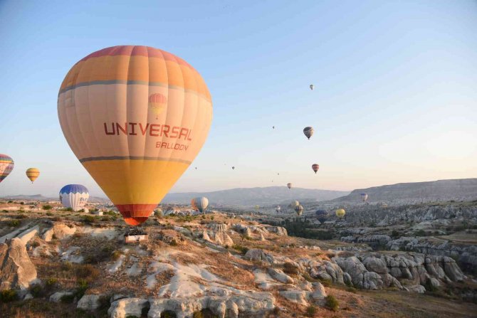 Kapadokya’da 11 Ayda 360 Bin Kişi Balonla Uçtu