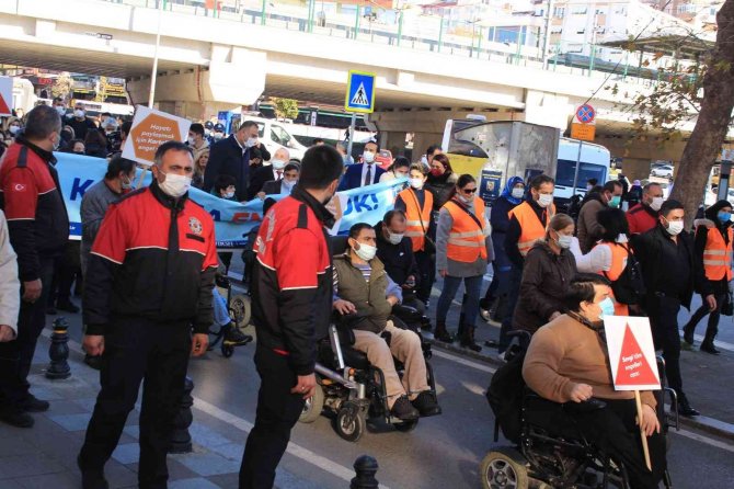 Kartal ’Da ’Engelsiz Yaşam Festivali’ne Yoğun İlgi
