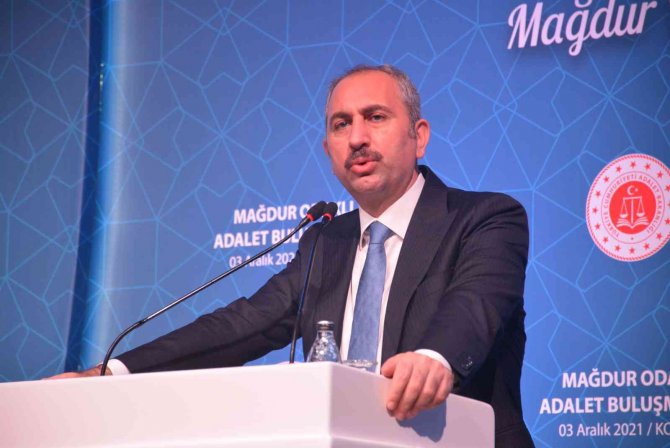 Adalet Bakanı Gül: “İ̇nsanlar Kendi Çocuğunu Görmek İçin Artık Para Ödemeyecek”