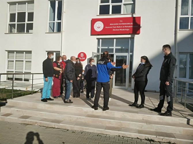 Huzurevi Sakinlerine Afet Eğitimi